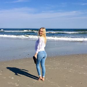 Meet your Posher, Ashley